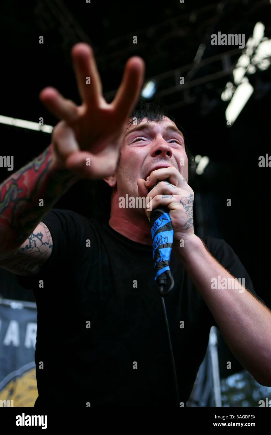 15 agosto 2008 - Mountain View, California, USA - Alesana che si esibisce dal vivo al Warped Tour 2008 a Mountain View, California (immagine di credito: Tracy Van Nunnery/ZUMAPRESS.com) Foto Stock