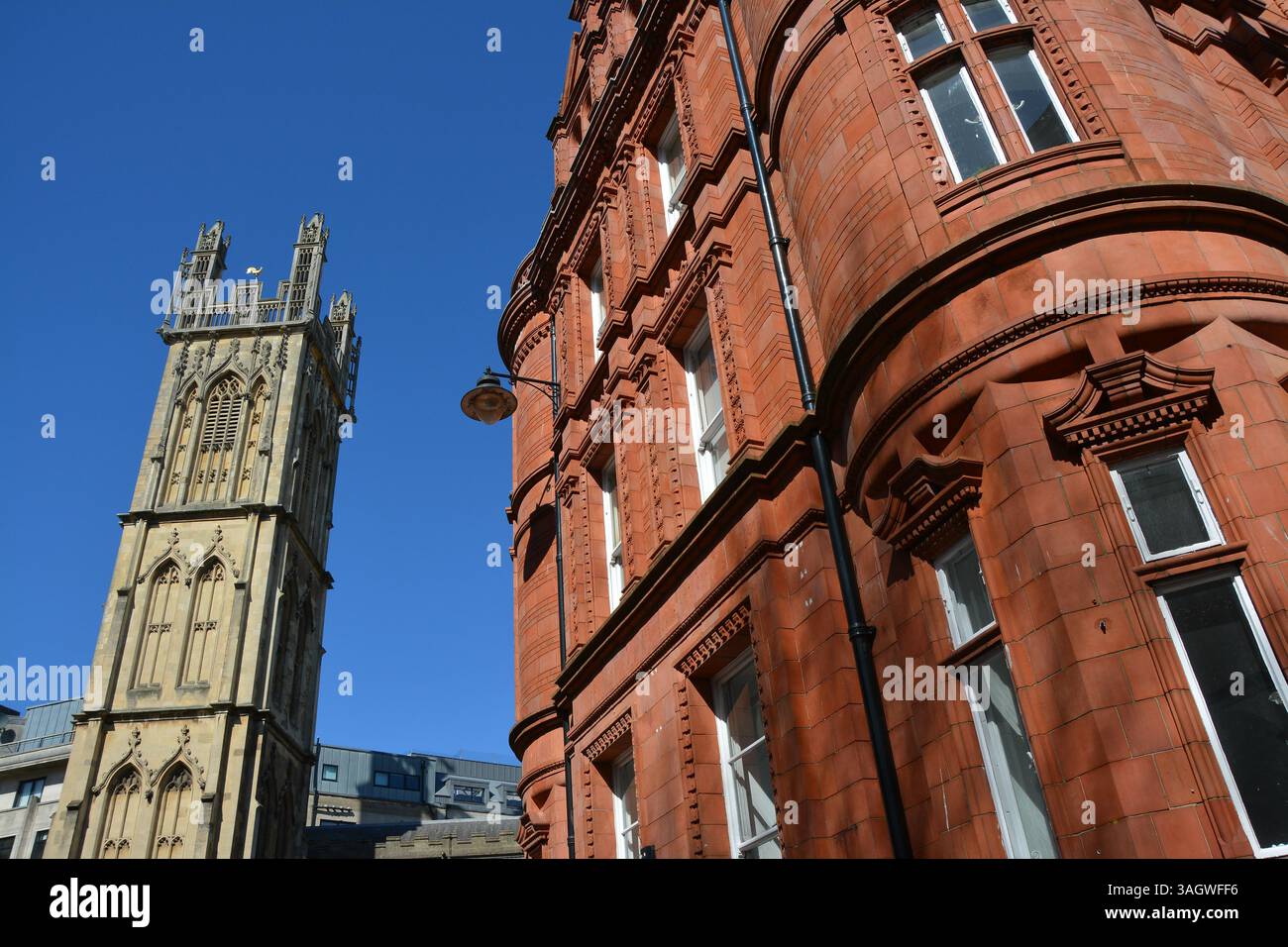 Historic Clare Street, Bristol, Inghilterra, Regno Unito. 7 aprile 2025. Foto Stock