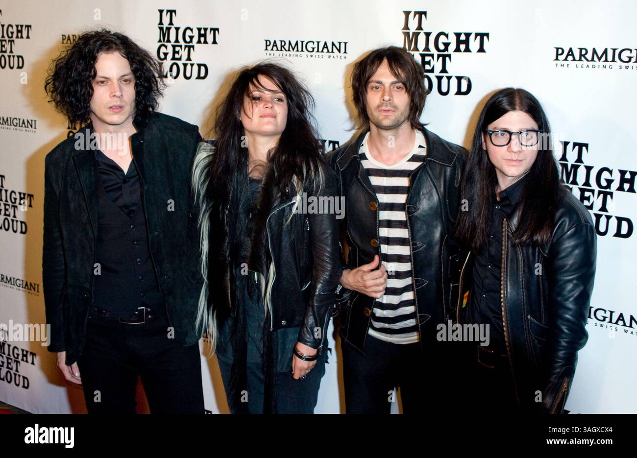 19 giugno 2009 - Los Angeles, California, USA - The Dead Weather (l-r) JACK WHITE, ALISON MOSSHART, DEAN FERTITA, JACK LAWRENCE arriva alla Sony Pictures Classics 'IT Might Get Loud' Premiere After Party al Palomar Hotel il 19 giugno 2009 a Los Angeles, California. (Immagine di credito: © Adam Latham/ZUMA Press) Foto Stock