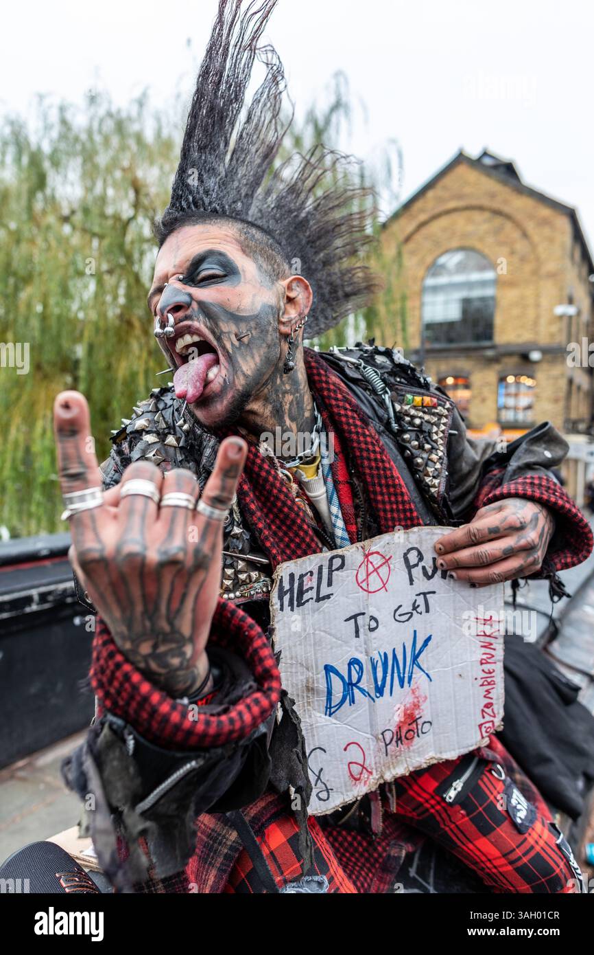Punk Portrait a Camden Londra Regno Unito Foto Stock