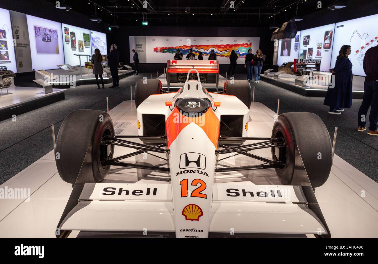 La McLaren MP4 di Ayrton Senna ha vinto la Formula 1 Exhibition l'Excel London UK Foto Stock