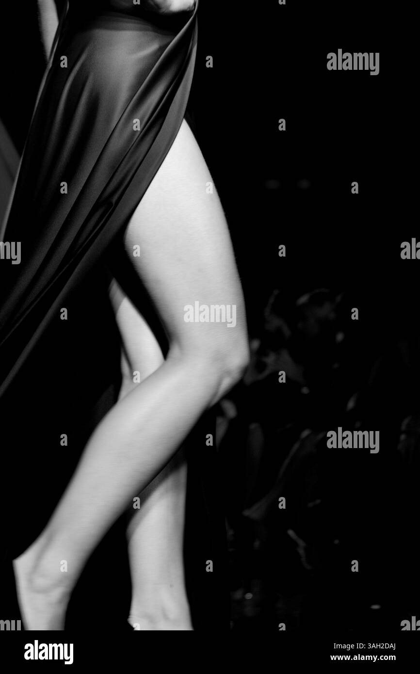 16 lug 2009 - Roma, Italia - i modelli dietro le quinte del backstage hanno fatto i capelli, si sono preparati e si sono fatti fare il make up prima di salire sulla Rome Runway 2009. (Immagine di credito: © Evandro Inetti/ZUMA Press) Foto Stock