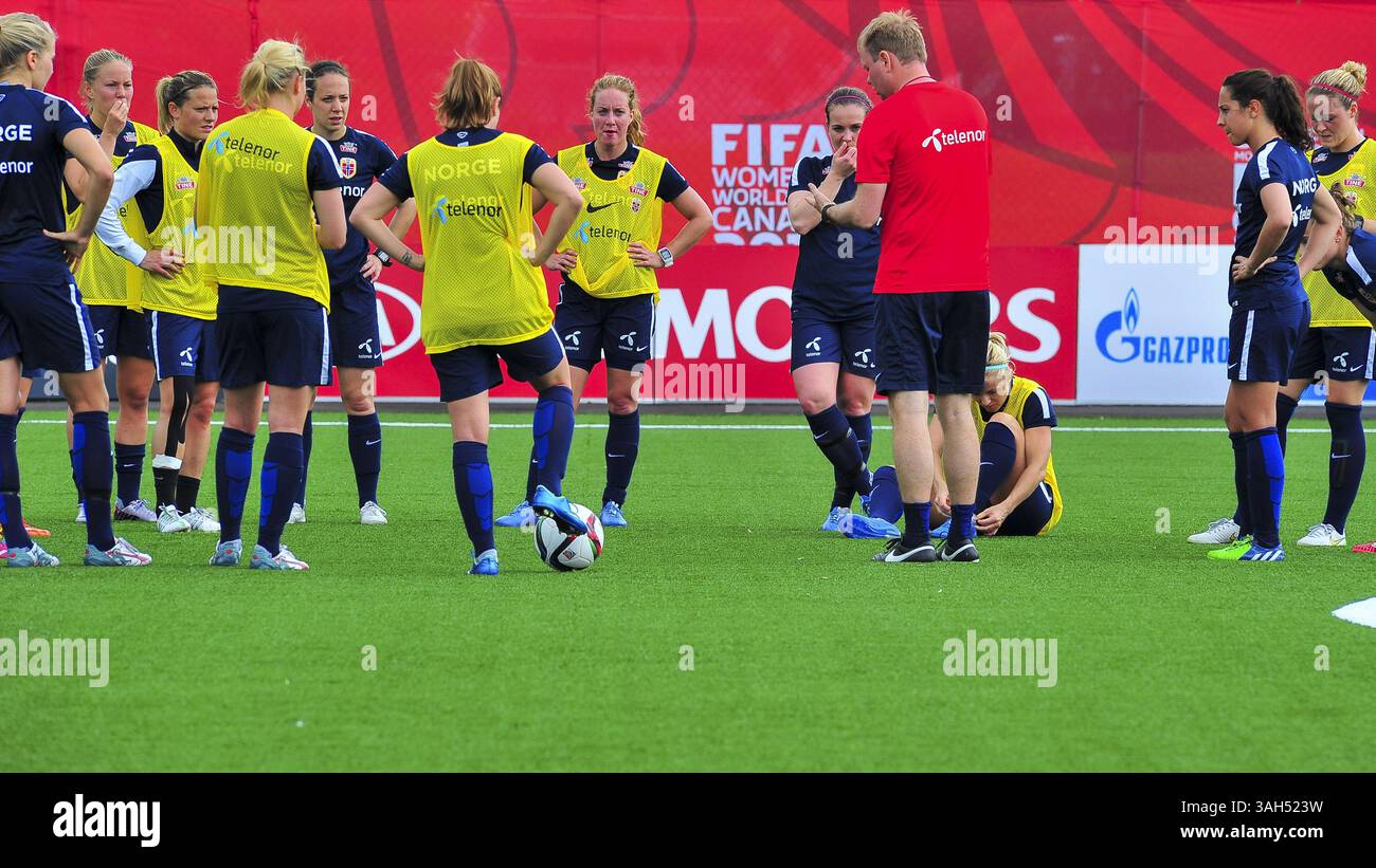 5 giugno 2015 - Ottawa, Ontario, Canada - 5 giugno 2015: Sessione di allenamento della squadra norvegese all'Algonquin College di Ottawa, Canada, prima dell'inizio della Coppa del mondo femminile FIFA 2015. (Immagine di credito: © Steve Kingsman/ZUMA Wire/ZUMAPRESS.com) Foto Stock