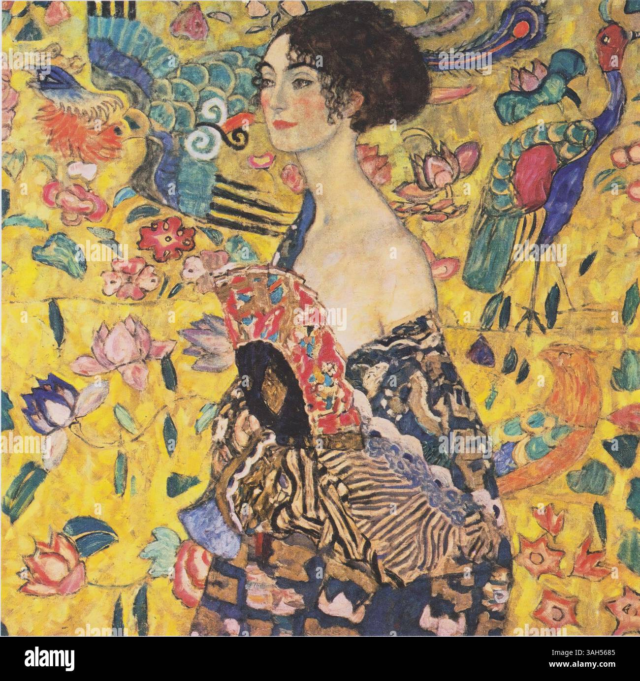 Lady with a fan (tedesco: Dame mit Fächer) è stato il ritratto finale creato dal pittore austriaco Gustav Klimt. [1] dipinto nel 1917, il pezzo non commissionato raffigurante una donna non identificata era su un cavalletto nel suo studio quando morì nel 1918. [2] come molte delle opere tarde di Klimt, incorpora forti influenze asiatiche tra cui molti motivi cinesi. [3] Foto Stock