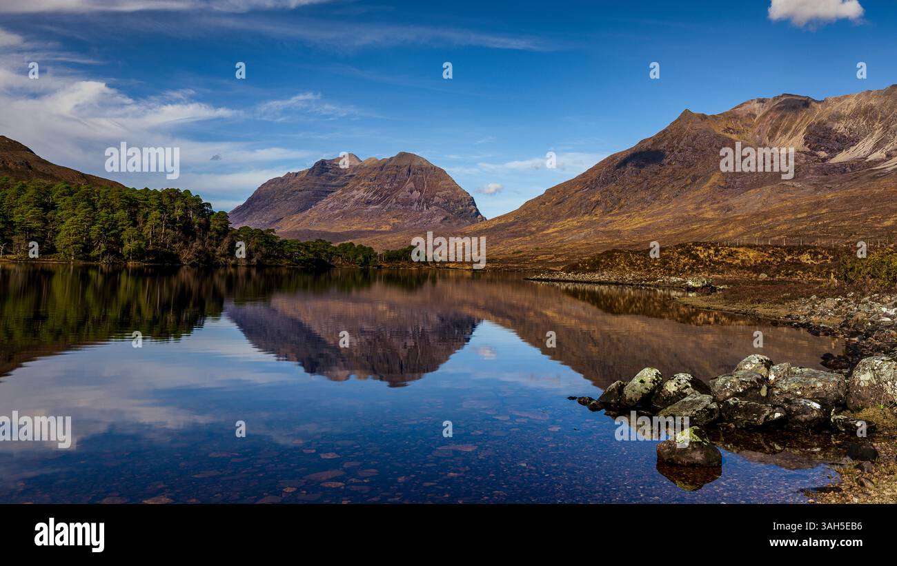 Liathach e Loch Clair nelle Highlands scozzesi Foto Stock Liathach e Loch Clair nelle Highlands scozzesi Foto Stock