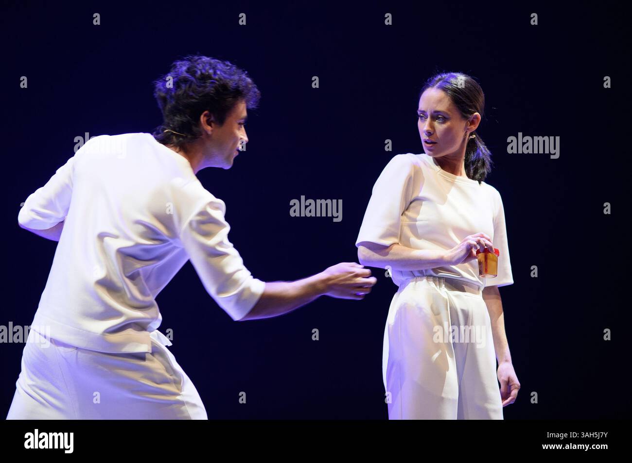 Elena Rivera durante la presentazione di THE EFFECT al Canal Theater di Madrid, 9 aprile 2025. Spagna Foto Stock