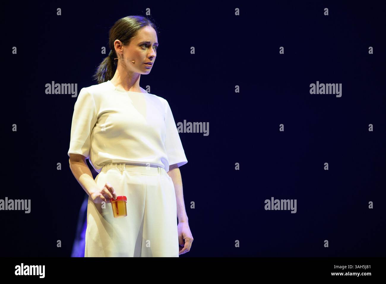 Elena Rivera durante la presentazione di THE EFFECT al Canal Theater di Madrid, 9 aprile 2025. Spagna Foto Stock