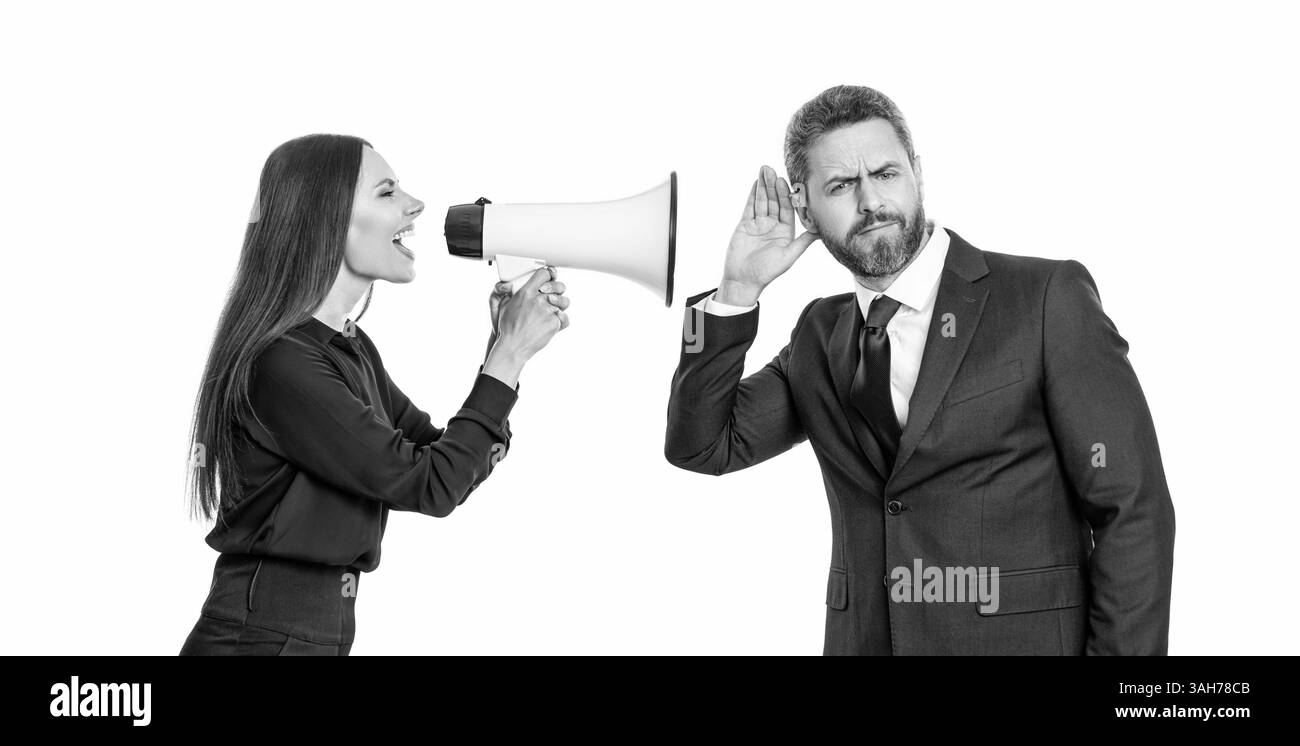 uomini d'affari partner in conflitto per la promozione. uomini d'affari che risolvono i conflitti. concetto di rivalità. conflitto d'affari. donna d'affari che urla contro Foto Stock