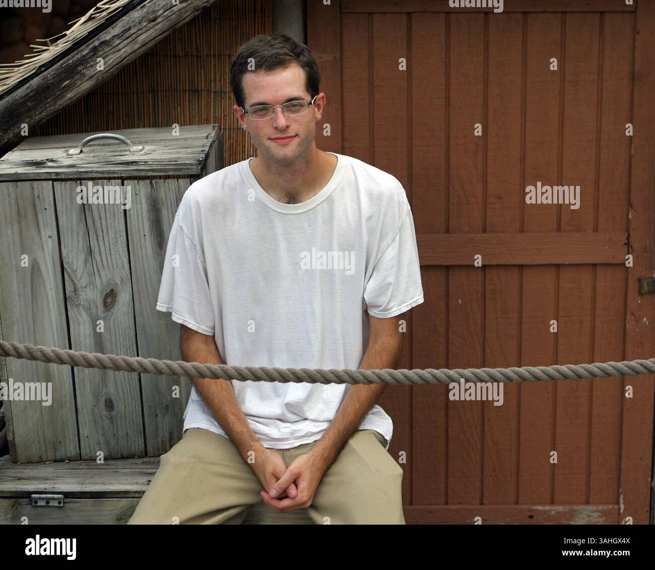 27 maggio 2015 - Clearwater, Florida, Stati Uniti - JIM DAMASKE | Times. Jeremy Wooldridge, 28 anni, non è assicurato, ma si qualificherebbe per la copertura sanitaria nell'ambito dell'espansione Medicaid. Questa operazione verrà eseguita con un blocco di testo sulla pagina editoriale con tre residenti di Tampa Bay non assicurati. (Immagine di credito: © Jim Damaske/Tampa Bay Times/ZUMA Wire) Foto Stock