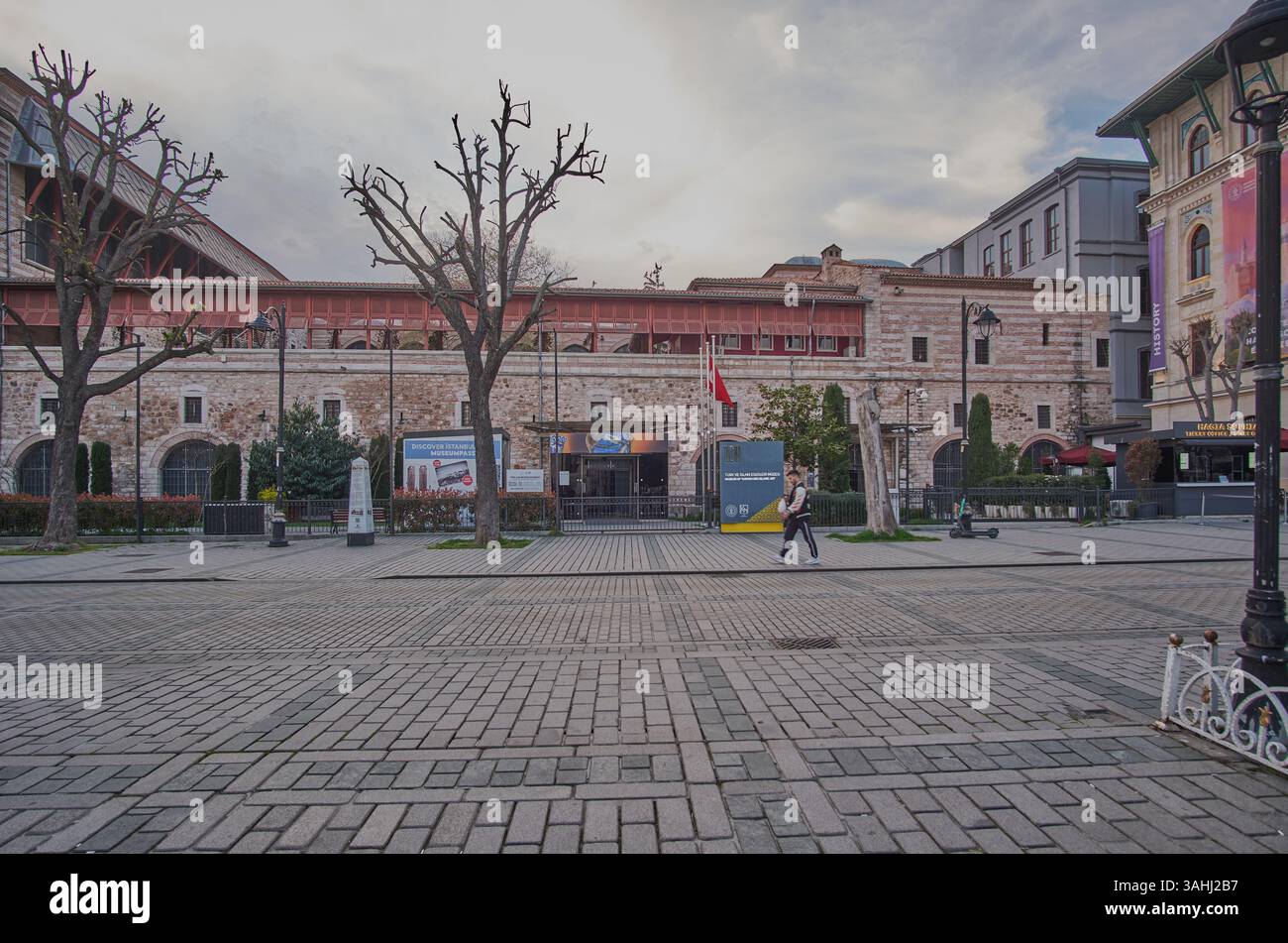 Turkish and Islamic Arts Museum è un museo situato in Piazza Sultanahmet nel quartiere Fatih di Istanbul, Turchia. Foto Stock