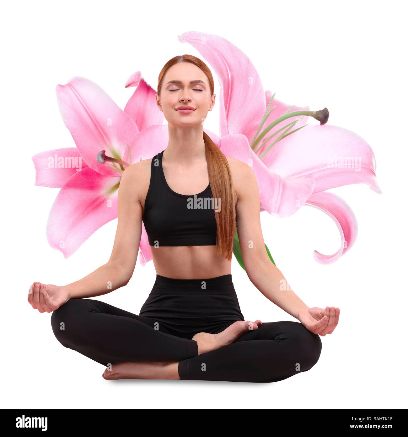 Bella giovane donna che meditava circondata da fiori su sfondo bianco. Pratica di yoga Foto Stock