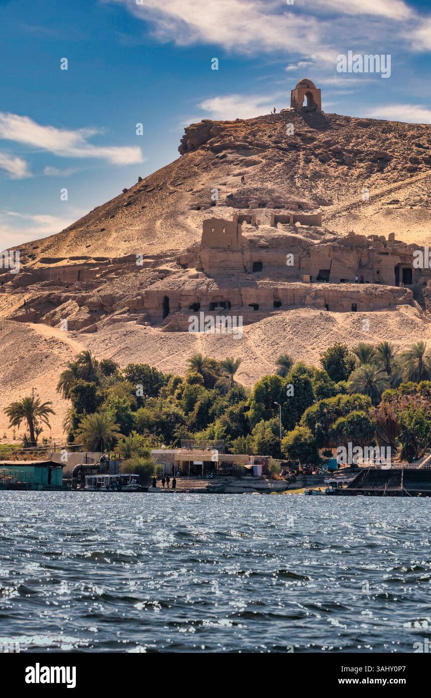 Isola Elefantina e fiume Nilo, Assuan, Egitto. Febbraio 2023 Foto Stock
