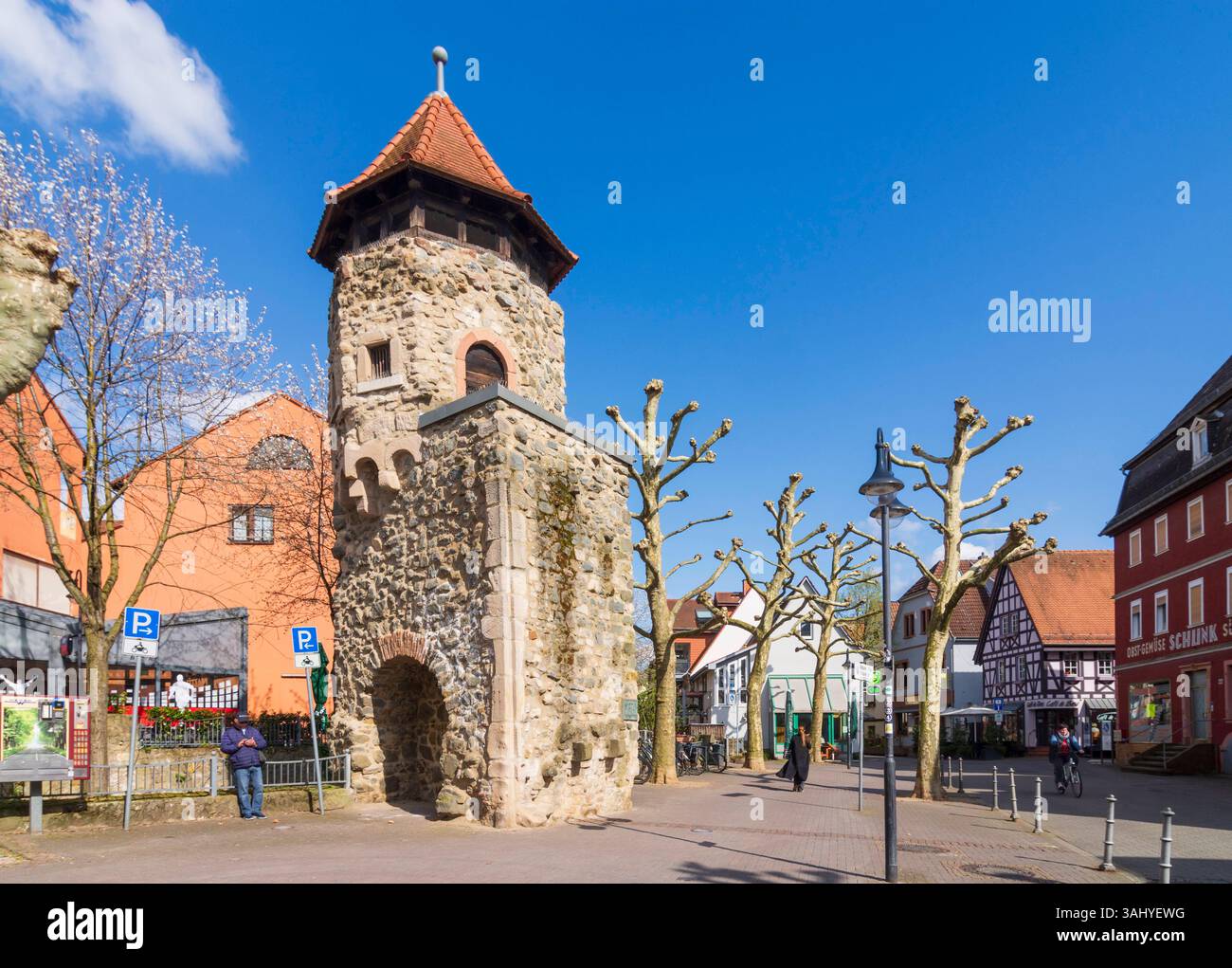 Porta della città Rinnentorturm Bensheim Bergstraße Assia, Assia Germania Foto Stock