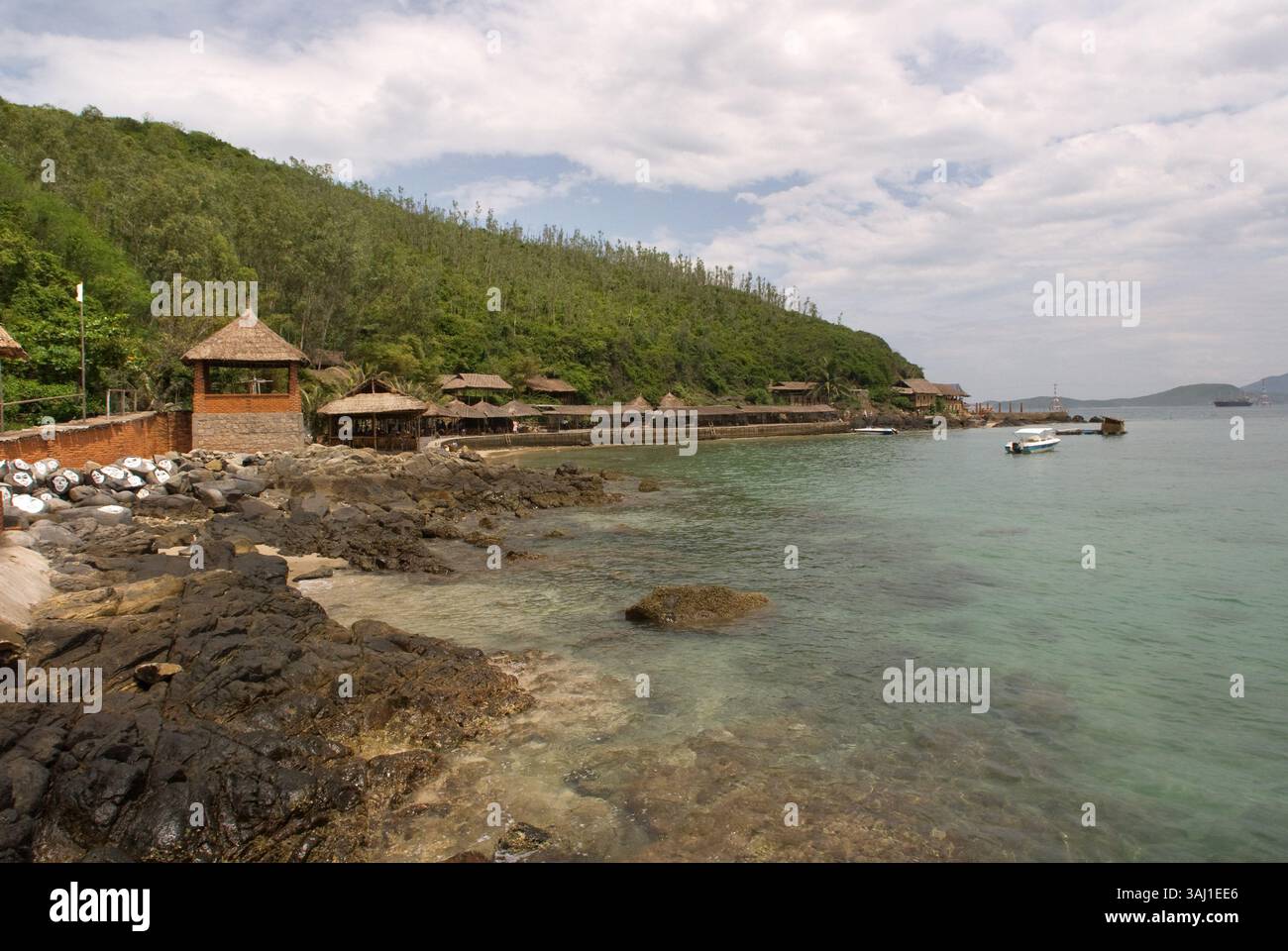 25 luglio 2008 - Vietnam - gita in barca per visitare le isole vicino a Nha Trang. Attività acquatiche sull'isola di Bamboo. (Immagine di credito: © Sergi Reboredo via ZUMA Wire) Foto Stock