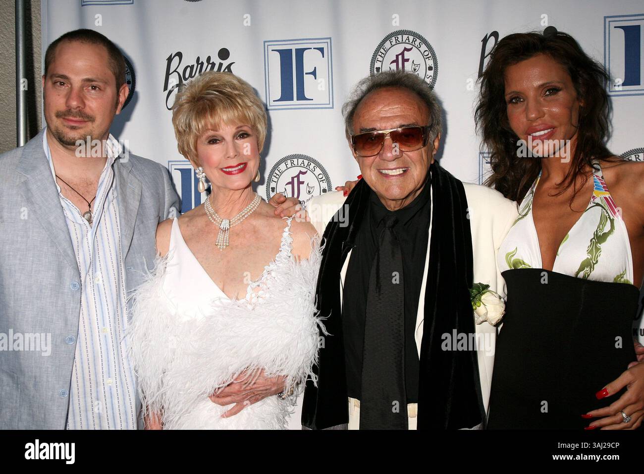 17 giugno 2006 - Beverly Hills, CALIFORNIA, Stati Uniti - 17 giugno 2006 - Beverly Hills, California. Gabriel Bologna, Karen Sharpe Kramer, George Barris e pietra Thornton. Frati di Beverly Hills presentano il Lifetime Achievement Award a George Barris. Foto: Byron Purvis/AdMedia (immagine di credito: © Byron Purvis/AdMedia via ZUMA Wire) Foto Stock