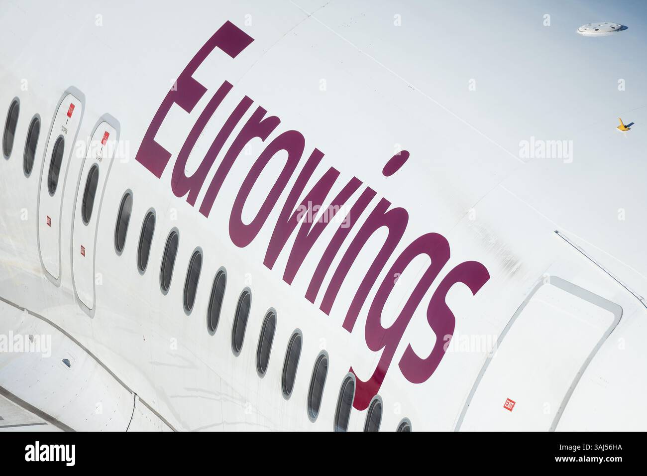 Titolo Eurowings sulla fusoliera di un Airbus A319 Foto Stock