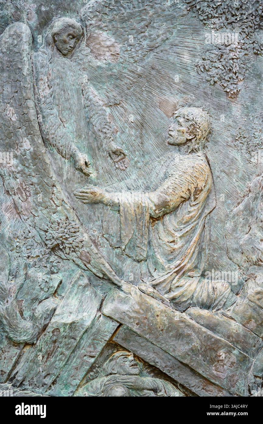L'agonia di Gesù nel giardino, l'iscrizione recita "non la mia volontà, ma la tua, sia fatta" - Monte Križevac (la montagna della Croce) a Medjugorje. Foto Stock