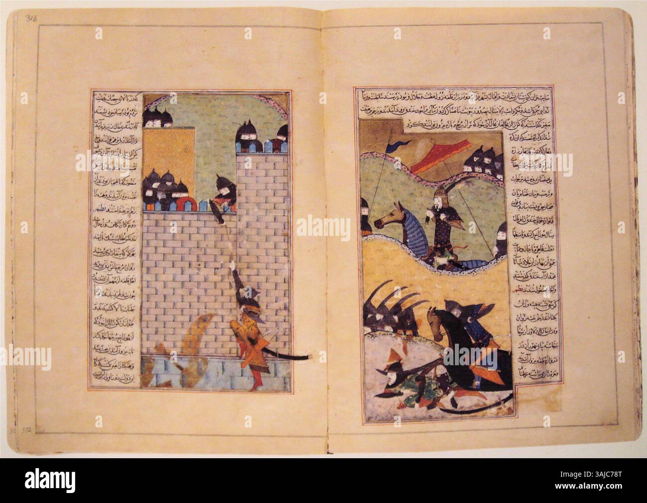 Questa miniatura del manoscritto Zafarnama del 1436 illustra la campagna militare di Tamerlano, concentrandosi sul suo attacco ad Aleppo nel 1400. Cattura vividamente i momenti drammatici della battaglia e il contesto storico dell'Impero timuride. Foto Stock
