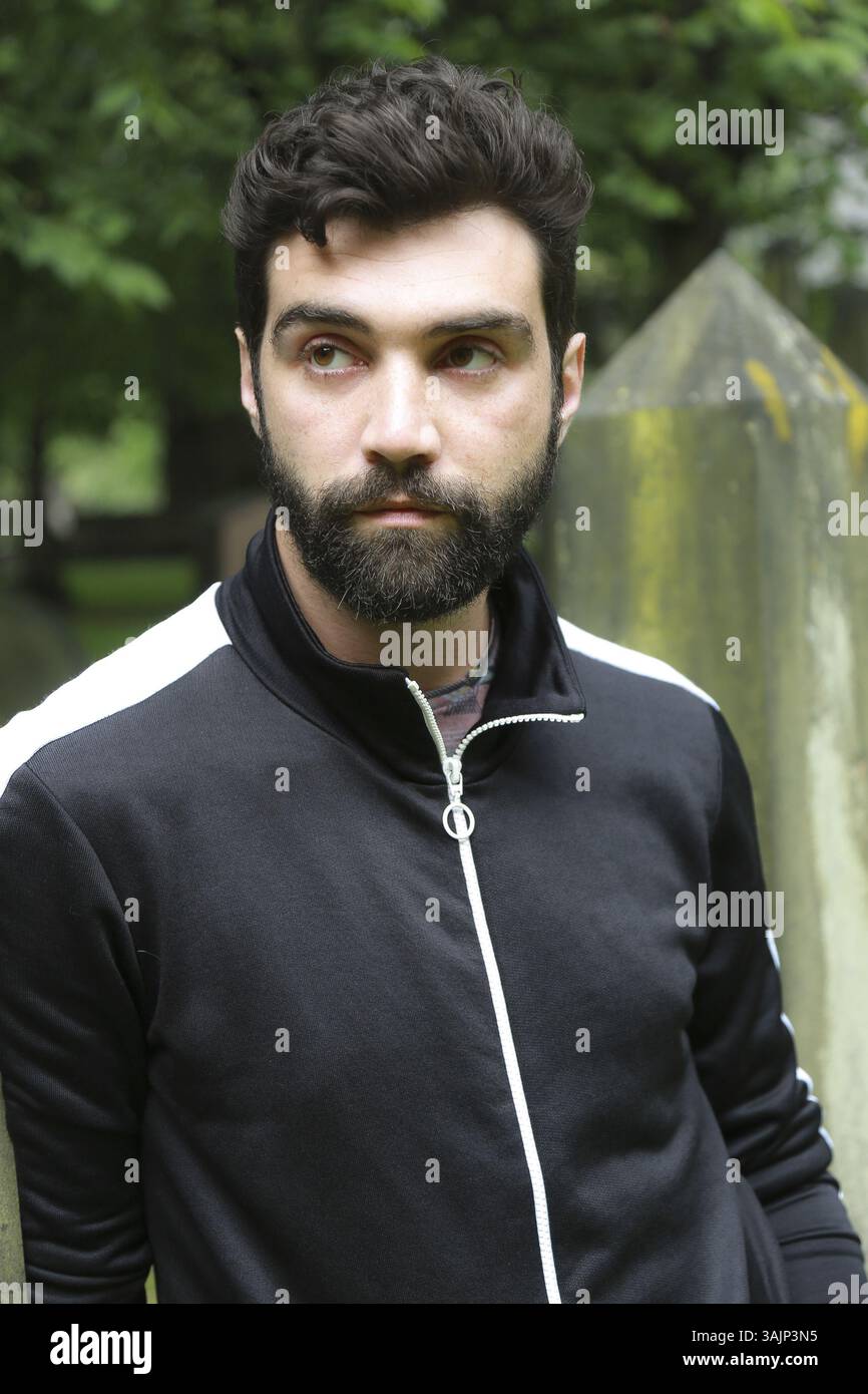 21 giugno 2017 - Edinbrgh, Scozia, Regno Unito - l'attore rumeno ALEC SECAREANU promuove il pluripremiato film "God's Own Country" del Regno Unito. Secareanu è noto per il suo lavoro sul paese di Dio (2017), Matasari (2011) e minte-ma frumos in Centrul Vechi (2016). (Immagine di credito: © Armando Gallo/ZUMA Studio) Foto Stock