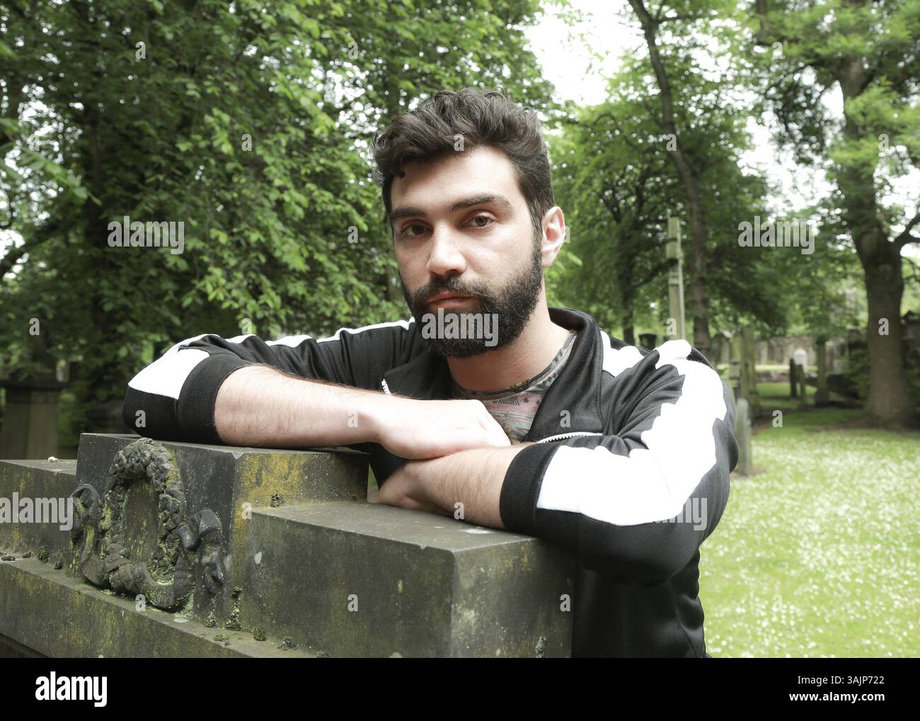 21 giugno 2017 - Edinbrgh, Scozia, Regno Unito - l'attore rumeno ALEC SECAREANU promuove il pluripremiato film "God's Own Country" del Regno Unito. Secareanu è noto per il suo lavoro sul paese di Dio (2017), Matasari (2011) e minte-ma frumos in Centrul Vechi (2016). (Immagine di credito: © Armando Gallo/ZUMA Studio) Foto Stock