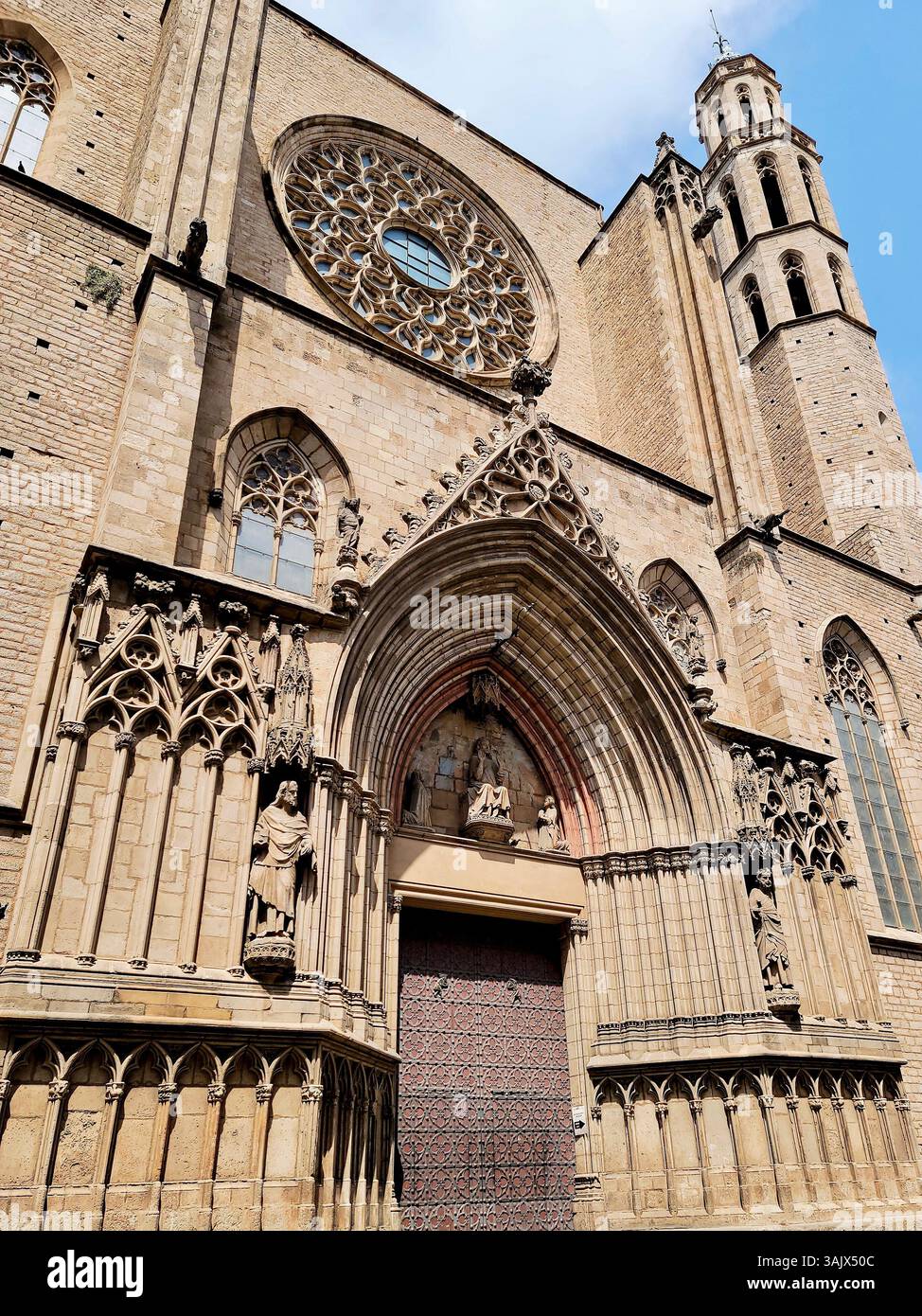 Basilica de Santa Maria del Mar di Barcellona Foto Stock