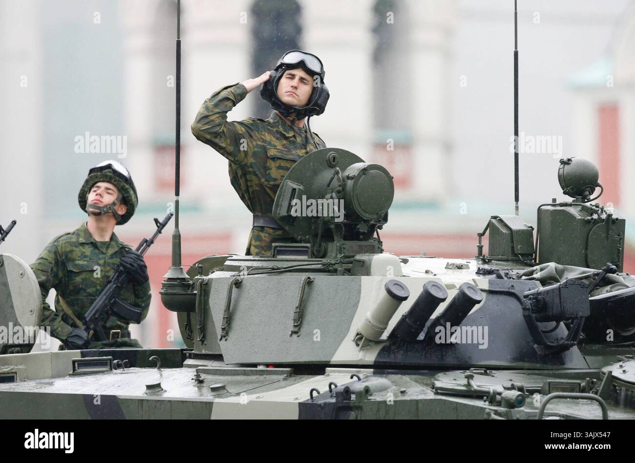 7 maggio 2009 - Mosca, Russia - Esercito Russo durante le prove della Parata militare del giorno della Vittoria. (Immagine di credito: © PhotoXpress/ZUMA Press) Foto Stock