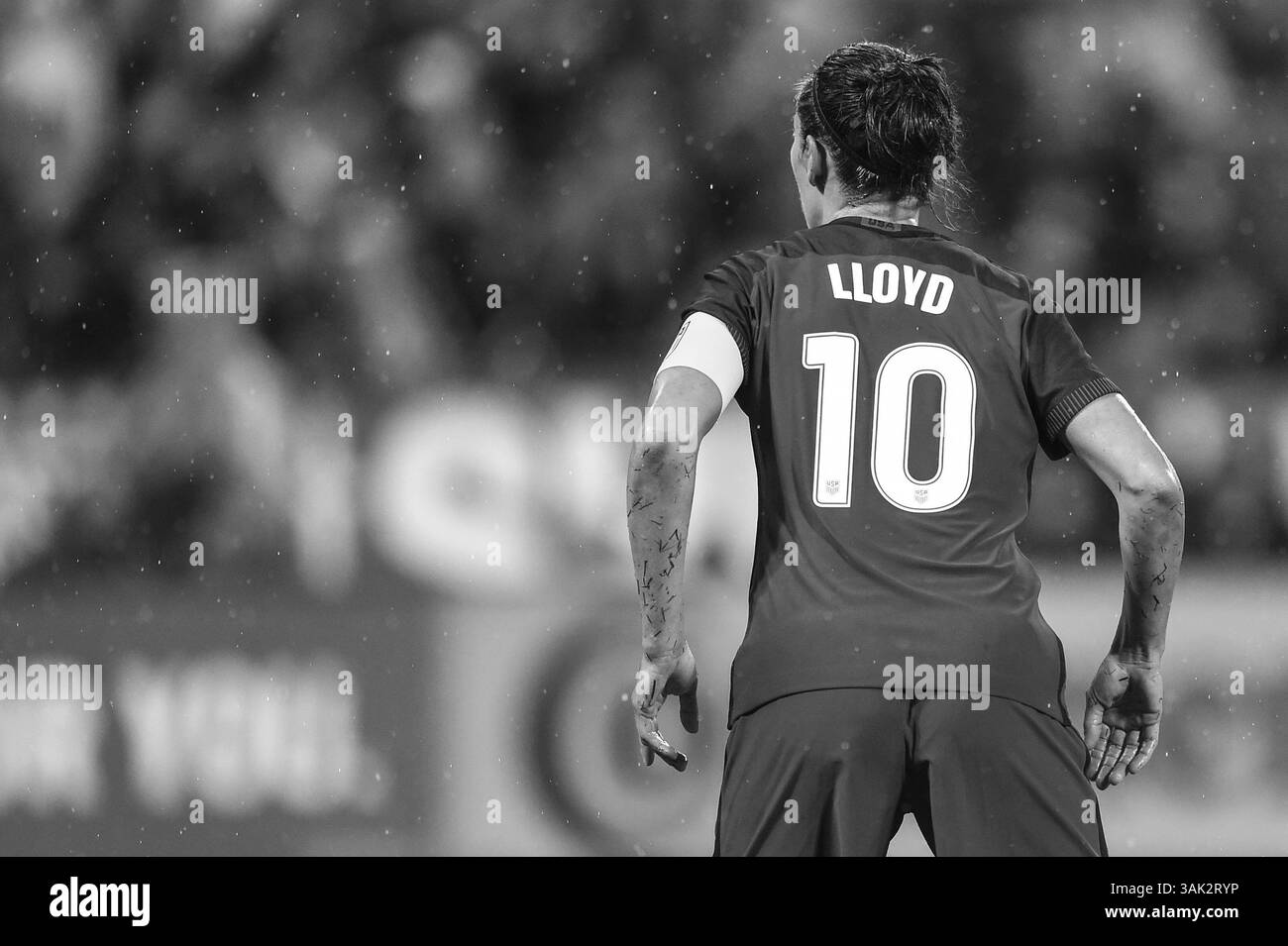 07 MARZO 2017: Carli Lloyd (10) statunitense in azione durante la partita tra le squadre nazionali femminili di USA e Francia alla SheBelieves Cup all'RFK Stadium di Washington DC. La squadra statunitense è stata sconfitta dai francesi 3-0 e la squadra francese ha continuato a vincere il torneo. John Middlebrook/CSM(immagine di credito: &Copy; John Middlebrook/CSM tramite cavo ZUMA) Foto Stock