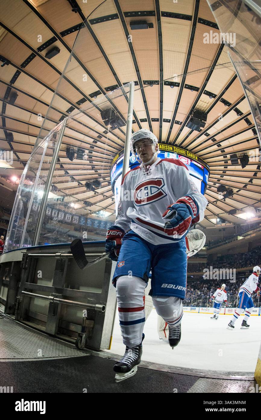 16 aprile 2017: L'ala sinistra dei Montreal Canadiens Artturi Lehkonen (62) termina le prove durante la terza gara del primo turno dei playoff della Eastern Conference tra i New York Rangers e i Montreal Canadiens al Madison Square Garden di Manhattan, New York. Credito obbligatorio: Kostas Lymperopoulos/CSM (immagine di credito: &Copy; Kostas Lymperopoulos/CSM tramite filo ZUMA) Foto Stock 16 aprile 2017: L'ala sinistra dei Montreal Canadiens Artturi Lehkonen (62) termina le prove durante la terza gara del primo turno dei playoff della Eastern Conference tra i New York Rangers e i Montreal Canadiens al Madison Square Garden di Manhattan, New York. Credito obbligatorio: Kostas Lymperopoulos/CSM (immagine di credito: &Copy; Kostas Lymperopoulos/CSM tramite filo ZUMA) Foto Stock