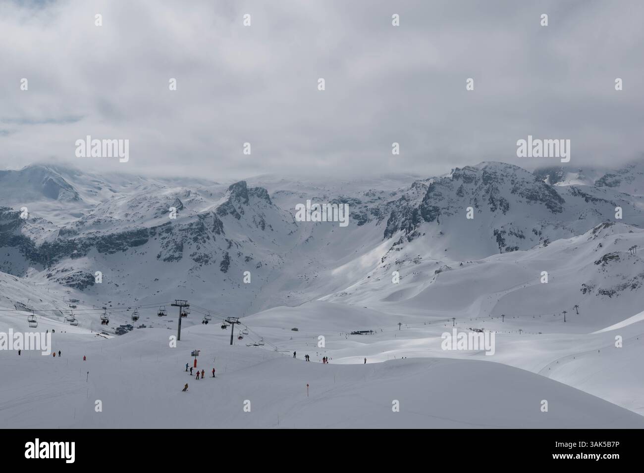 2025 coperti di neve Foto Stock