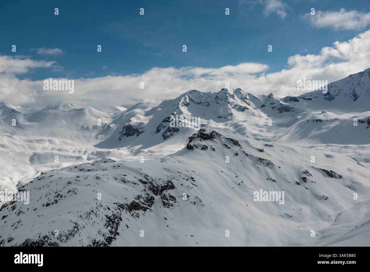 2025 coperti di neve Foto Stock
