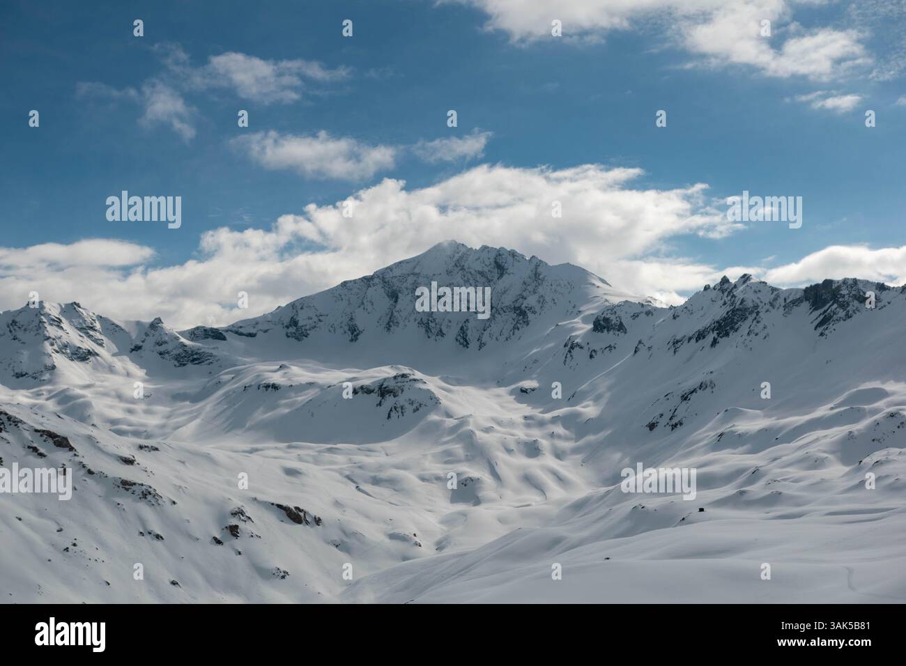 2025 coperti di neve Foto Stock