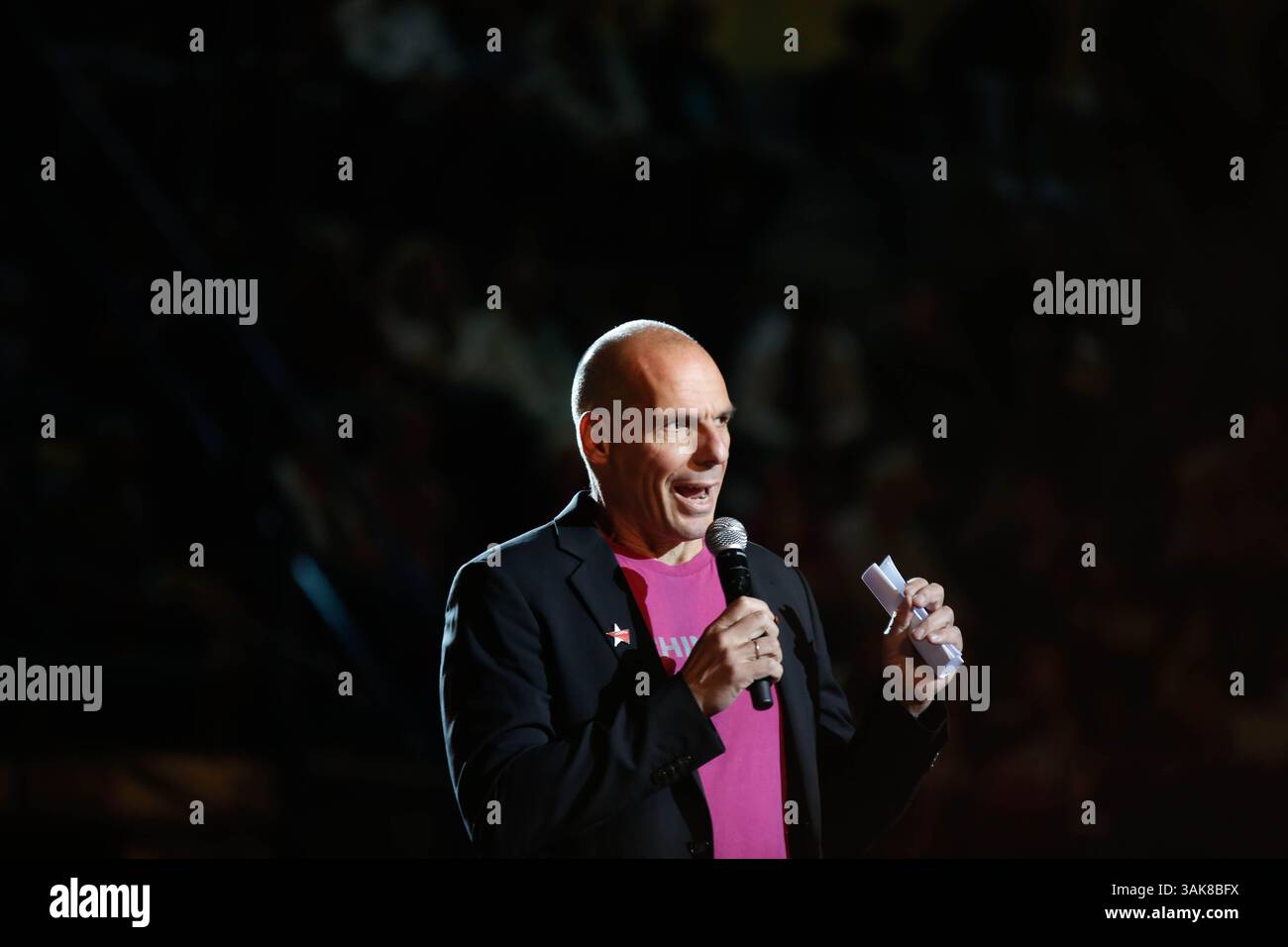 19 maggio 2017 - Atene, Grecia - l'ex ministro delle finanze greco Yanis Varoufakis e membri del DIEM 25 presentano i principi e gli aspetti sociali e politici fondamentali della piattaforma del movimento per la Grecia e l'Europa. (Immagine di credito: © Eurokinissi via ZUMA Wire) Foto Stock