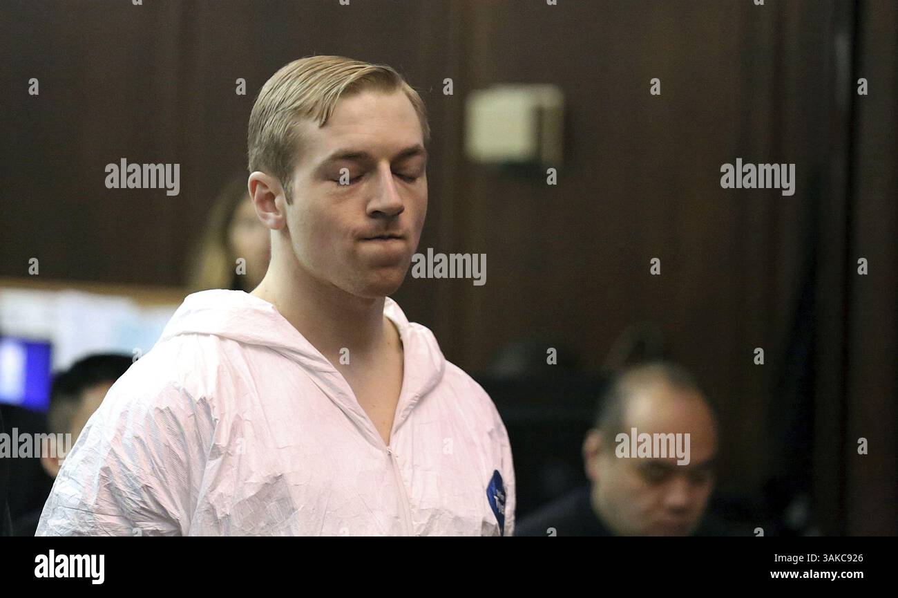 23 marzo 2017 - New York, NEW YORK, STATI UNITI D'AMERICA - James Harris Jackson è processato in tribunale penale, giovedì 23 marzo 2017, a New York. Jackson, accusato di aver ucciso a caso Timothy Caughman, un uomo di colore di 66 anni per le strade di New York pugnalandolo con una spada, è stato accusato giovedì di omicidio come crimine d'odio. JEFFERSON SIEGEL/POOL/PI (immagine di credito: © Prensa Internacional via ZUMA Wire) Foto Stock