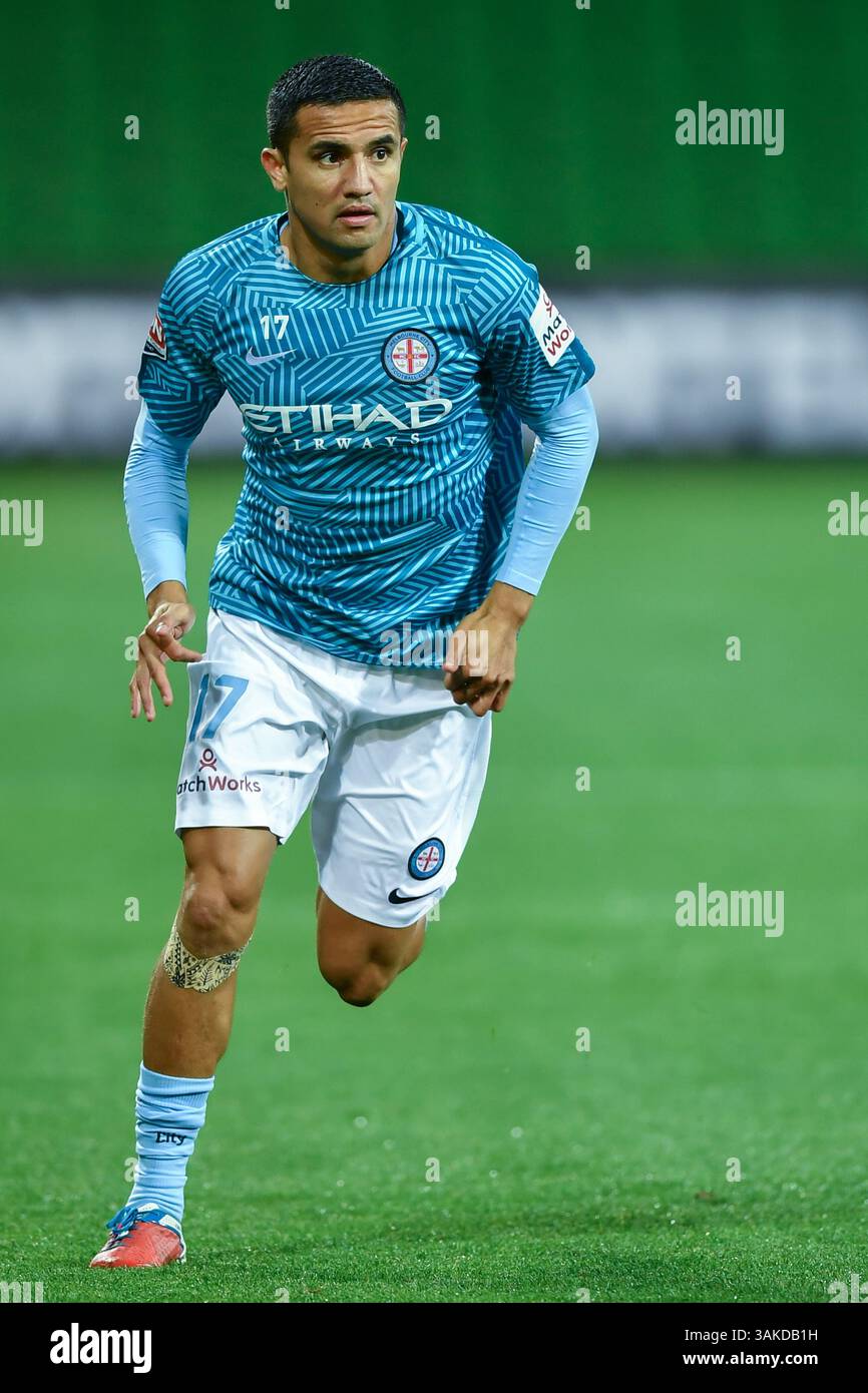23 aprile 2017 - Melbourne, Victoria, Australia - TIMOTHY CAHILL (17) della città di Melbourne si riscalda prima dell'eliminazione finale 2 della A-League tra Melbourne City e Perth Glory all'AAMI Park di Melbourne, Australia. Perth Won 2-0 (immagine di credito: © Sydney Low via ZUMA Wire) Foto Stock