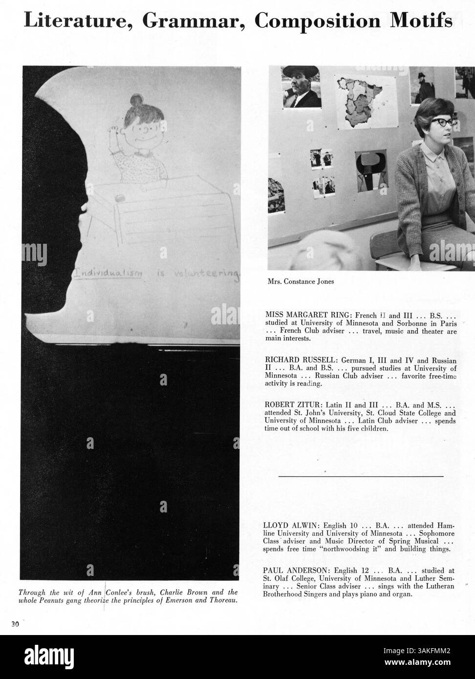L'annuario "Echowan" del 1967 della St. Louis Park High School fornisce un resoconto dettagliato della vita studentesca, delle pietre miliari accademiche, dell'atletica e degli eventi sociali durante l'anno scolastico 1966-1967. Foto Stock