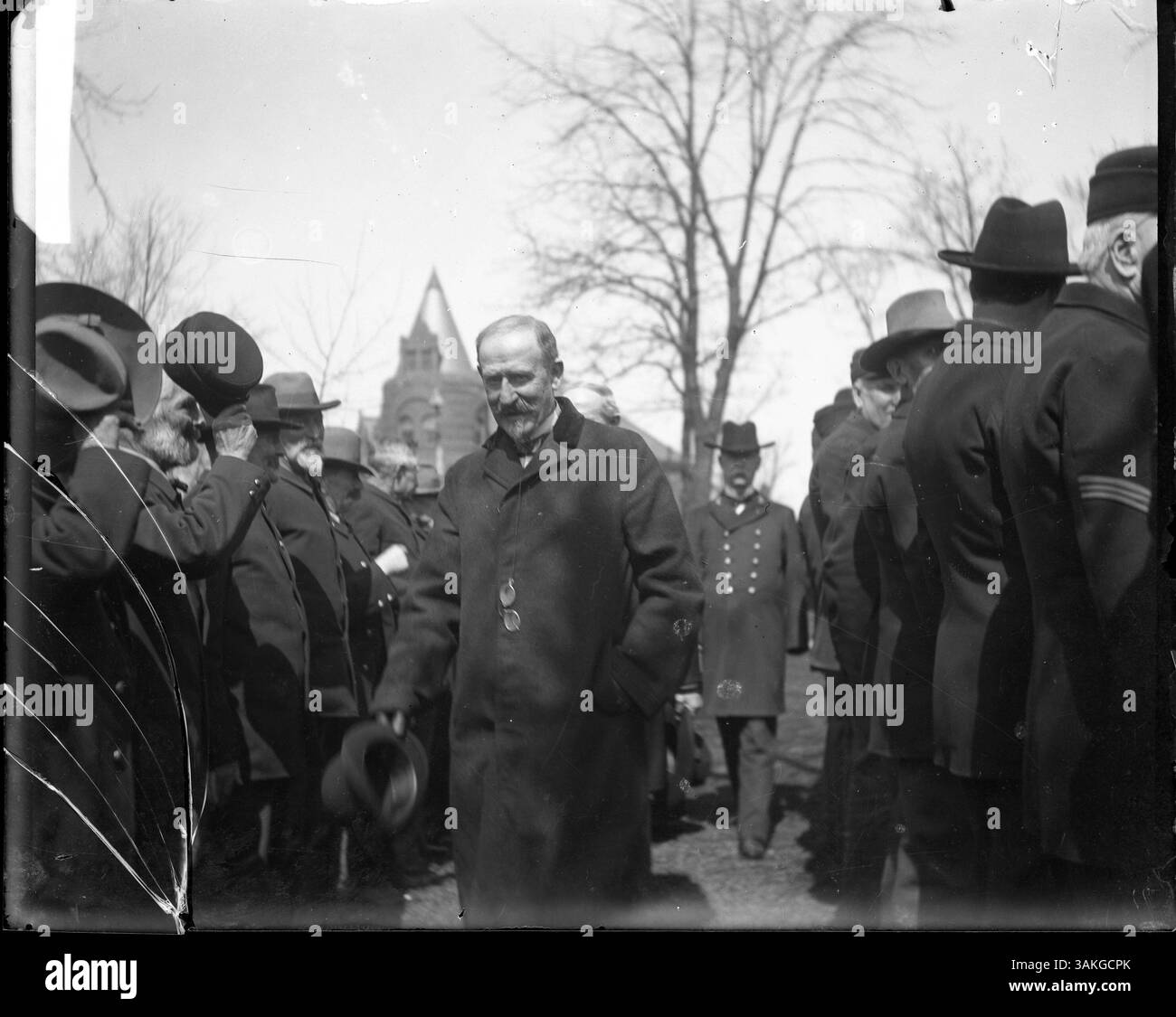 L'ammiraglio Schley ha visitato la casa del soldato del Minnesota, un evento importante per i veterani e la loro comunità. La visita ha segnato un momento di riconoscimento per il loro servizio e la loro dedizione. Foto Stock