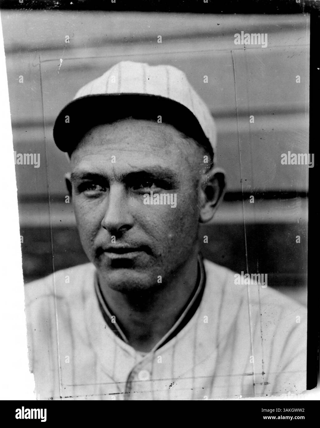 Ted Jourdan è un individuo noto nella storia della contea di Hennepin. Ulteriori dettagli sui suoi contributi e sul suo significato sono disponibili negli archivi della biblioteca. Foto Stock