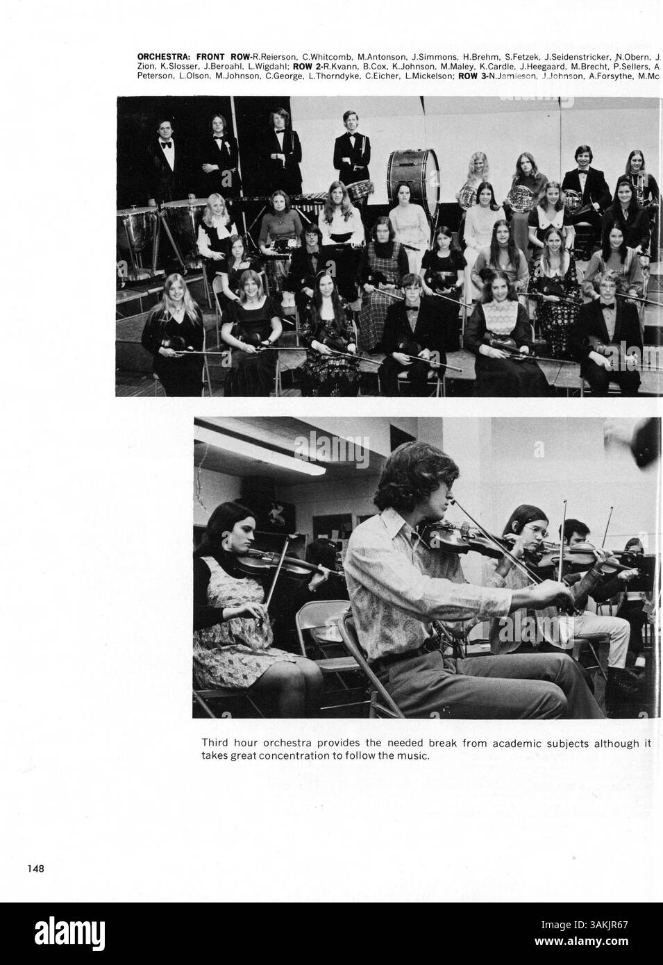 Questo annuario del 1973 della Edina East High School mostra gli studenti, gli insegnanti, i club e l'atletica leggera dell'anno accademico 1972-1973, fornendo un'istantanea storica dell'anno scolastico. Foto Stock