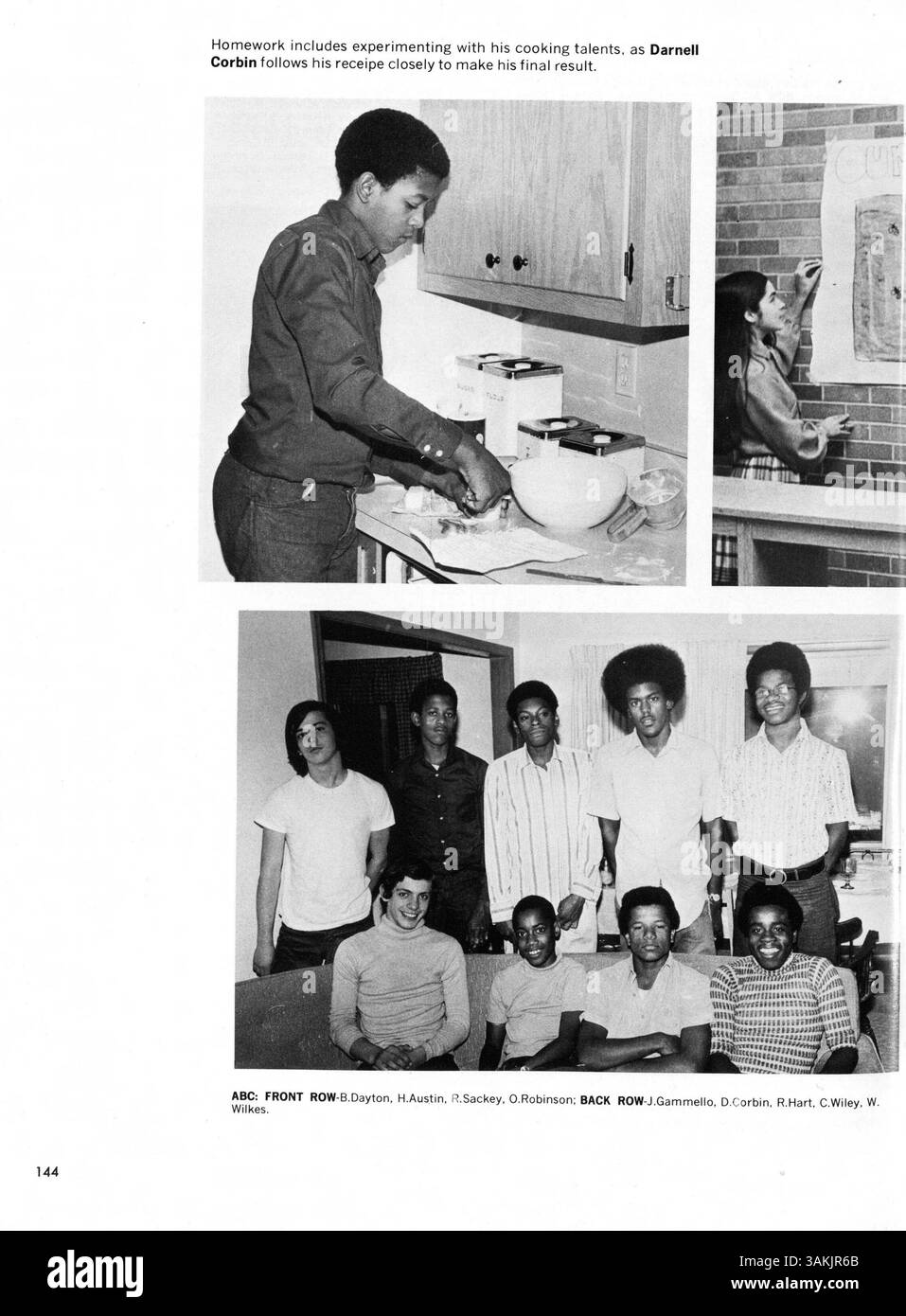 L'edizione 1973 dell'annuario della Edina East High mette in mostra gli studenti, le facoltà, i club e le squadre sportive dell'anno scolastico 1972-1973, preservando gli eventi, le attrazioni accademiche e le esperienze degli studenti. Foto Stock