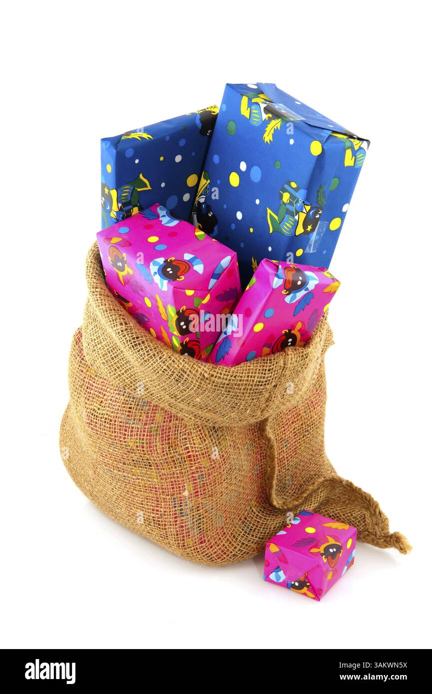 Presenta nella sacca da Sinterklaas olandese Foto Stock