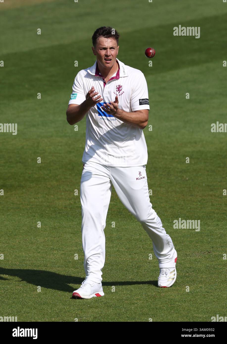 Hove, Regno Unito. 13 aprile 2025. Migael Pretorius di Somerset durante il terzo giorno del Rothesay County Championship Division 1 match tra Sussex e Somerset al 1st Central County Ground, Hove. Crediti: James Boardman/Alamy Live News Foto Stock