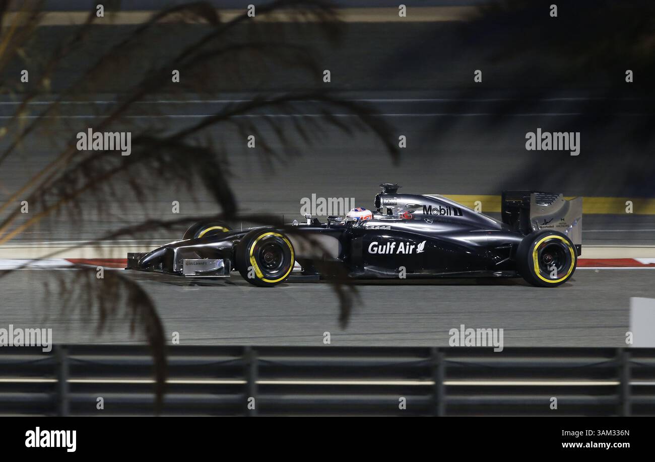 5 aprile 2014 - Manama, BAHREIN, BAHREIN - Jenson BUTTON, GBR, Team McLaren Mercedes, McLaren, MP4-29, Mercedes-Benz PU106A ibrido,. BAHRAIN - MANAMA, circuito di Shakir - 05/04/2014 - Formula uno, F1, Formel 1 - immagine responsabile (immagine di credito: © David McIntyre/ZUMAPRESS.com) Foto Stock