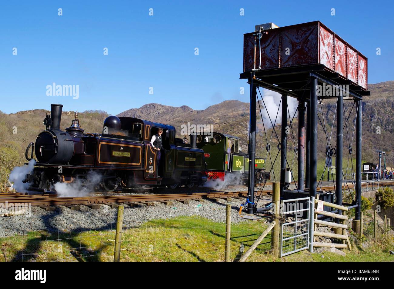 Double Fairlie, James Spooner, Ffestiniog and Welsh Highland Railway, Beddgelert, Eryri, Galles del Nord, Regno Unito. Foto Stock