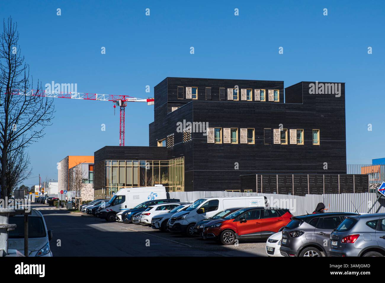 Dettaglio dell'architettura di un moderno edificio residenziale o di uffici Foto Stock