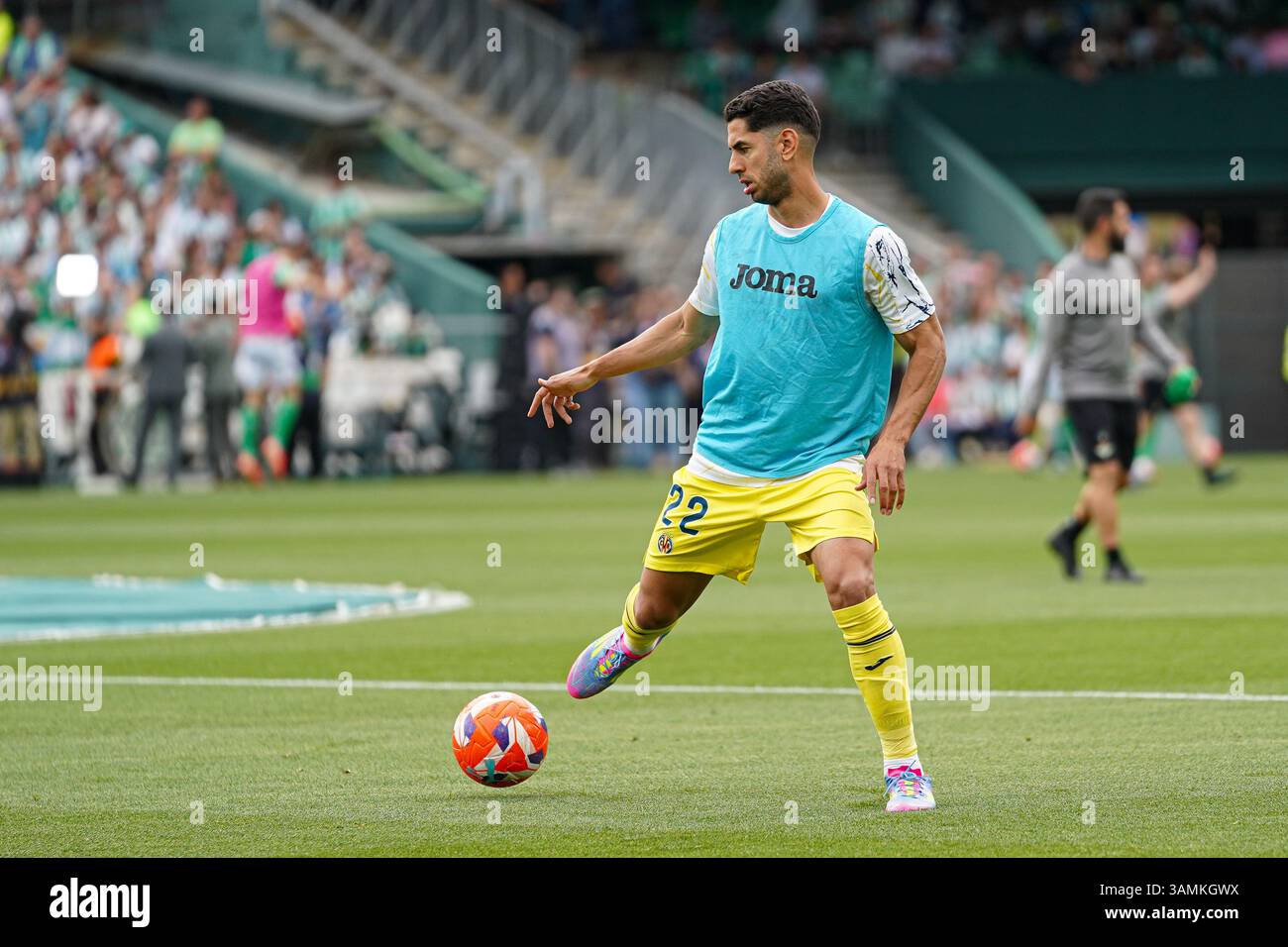 Ayoze Perez (Villarreal CF) prima della partita LaLiga tra Real Betis e Villarreal CF, a Benito Villamarin il 13 aprile 2025 a Siviglia, Spagna Foto Stock