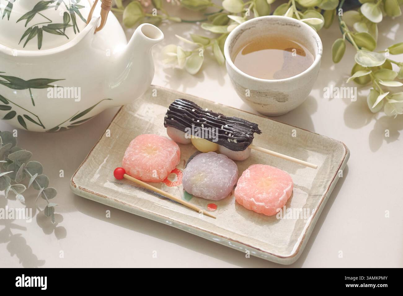 Combinazione di dolci alla luna e gnocchi di riso dolci Foto Stock