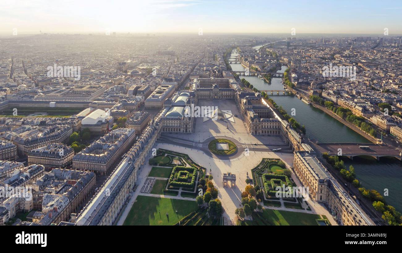 Vista aerea panoramica del Giardino delle Tuileries, Parigi, Francia. Foto Stock