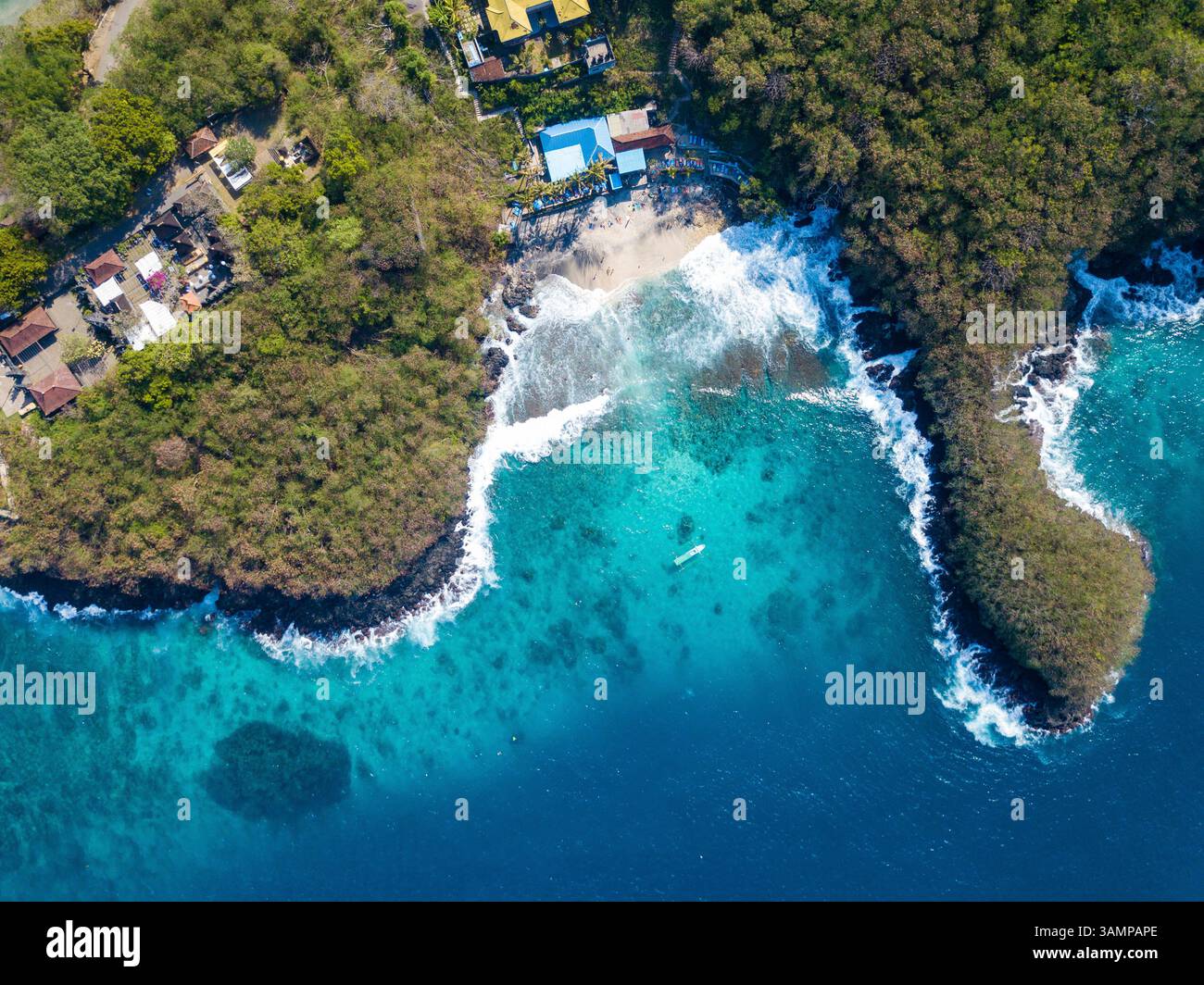 Veduta aerea della Blue Lagoon Beach, Padang Bai, Karangasem, Bali, Indonesia. Foto Stock