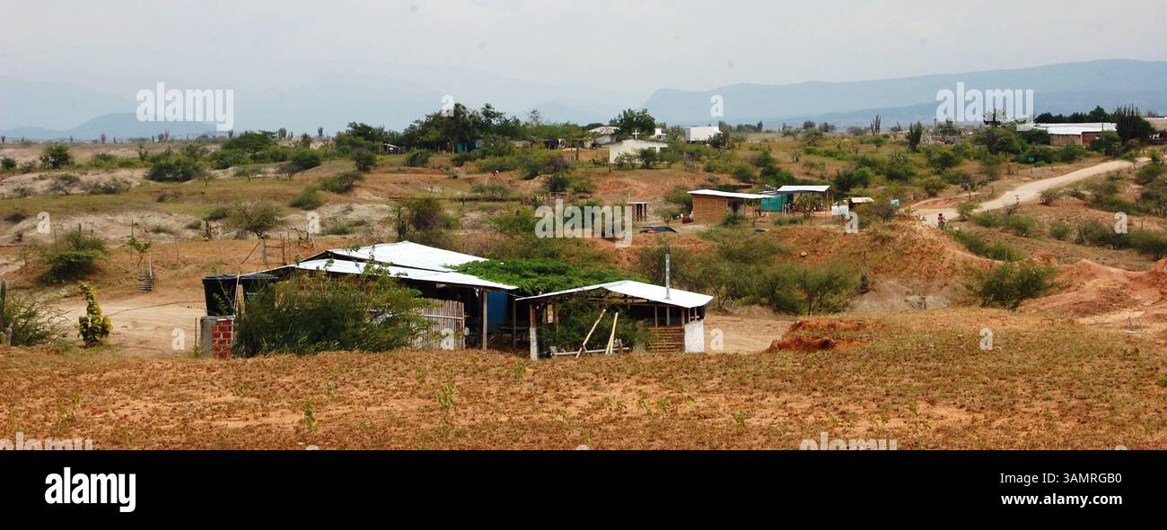 26 gennaio 2014 - Colombia - Neiva, 30 de enero de 2014. El desierto de la Tatacoa ha sido invadido en los Ãºltimos aÃ±os por los pobladores de la zona. Hay mÃs de 90 viviendas y 18 hostales. CrÃ©dito: CEET FotÃ³grafo: Laura SepÃºlveda HincapiÃ (immagine di credito: © El Tiempo/GDA/ZUMAPRESS.com) Foto Stock
