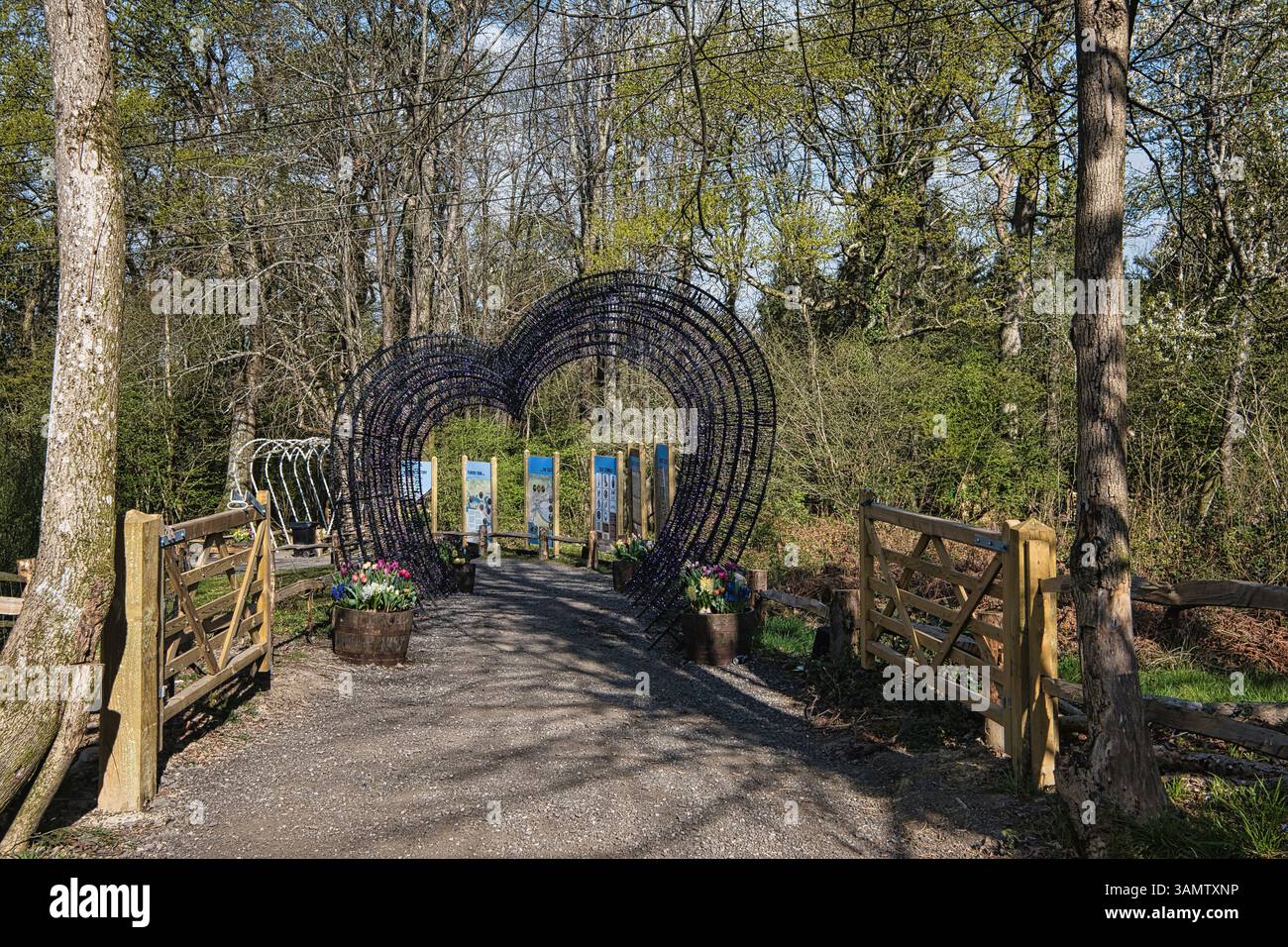 Attrazione a tema al Tulley's April Tulip Fest nel Sussex Foto Stock